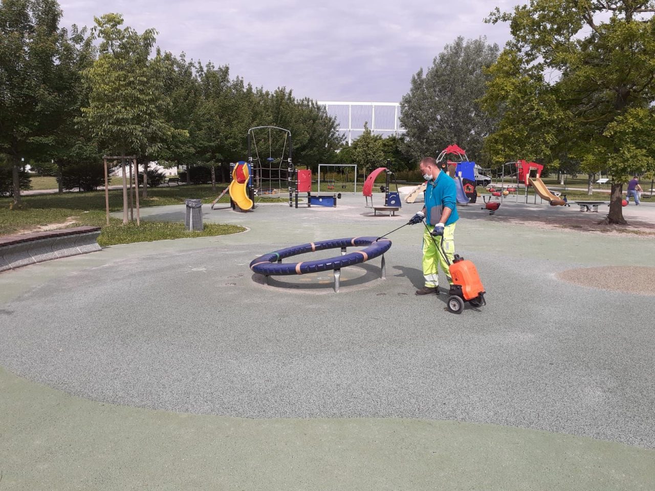 Aprono domani le aree gioco per bambini: ecco le norme da seguire