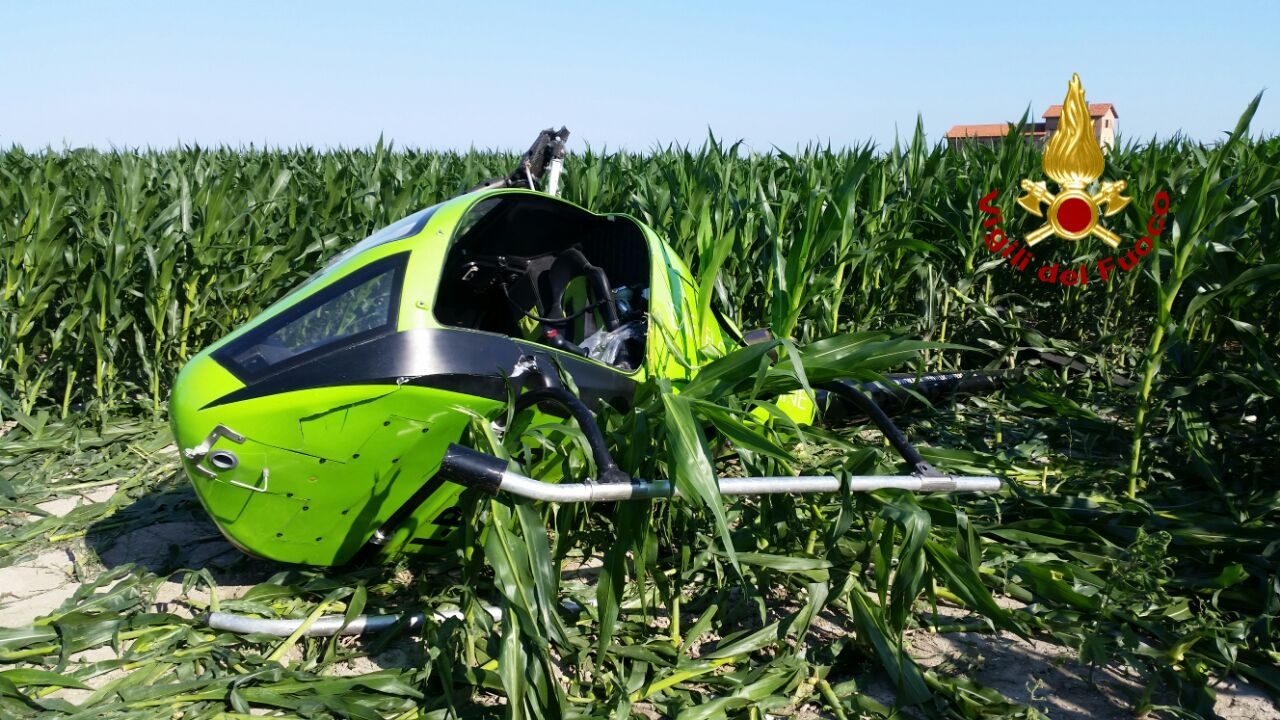 Caorle: precipita un elicottero ultra leggero, ferito il pilota