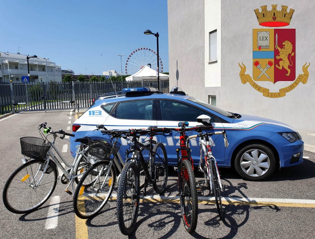 Ladri di biciclette a Jesolo: tra i denunciati, anche un volto delle baby gang veneziane…