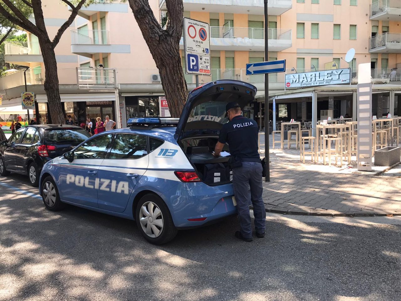 Jesolo, vende alcolici a dei minorenni: sanzionato titolare di un locale del centro
