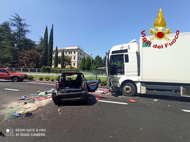 Grave incidente nel Trevigiano, morta 32enne di Portogruaro: l'amica al volante senza patente!