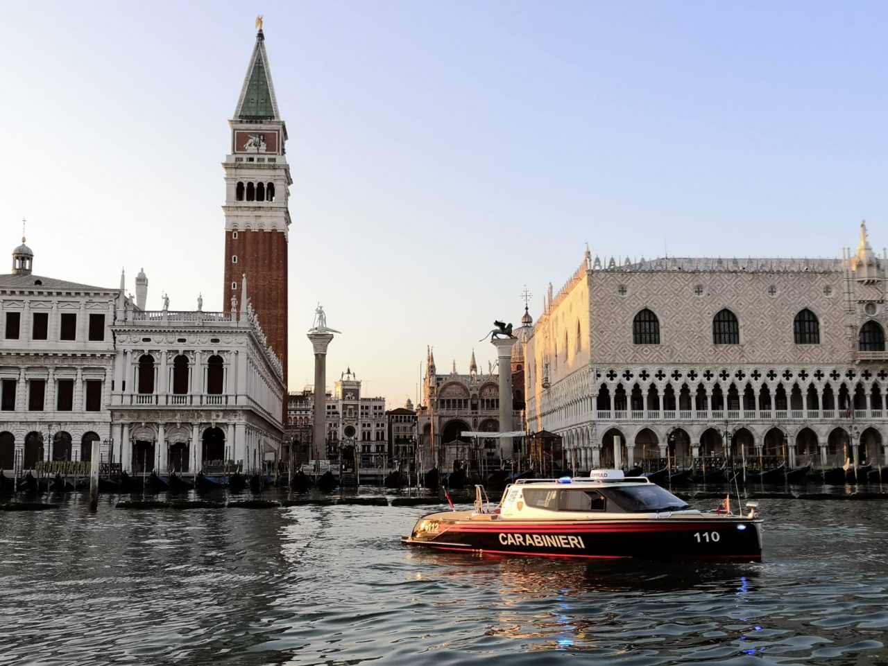 Venezia, scoperchiato dai Carabinieri il “vaso di pandora” delle autorizzazioni taxi tarocche