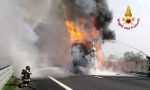 Autostrada A4, incidente con incendio: tre mezzi pesanti coinvolti. Autista ustionato - FOTO