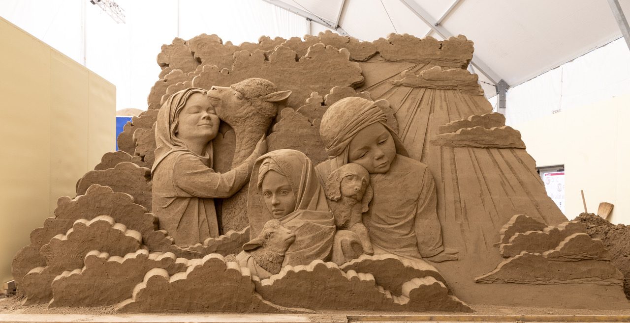 Sculture di sabbia per promuovere Jesolo nel mondo