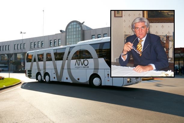 Riapertura scuole, guardie giurate anti assembramento alle fermate dei bus