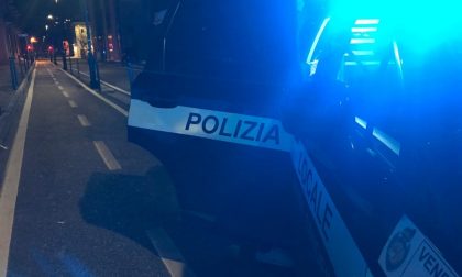 Spacciatore beccato in flagrante a Mestre: per lui e il cliente daspo e multa da 850 euro