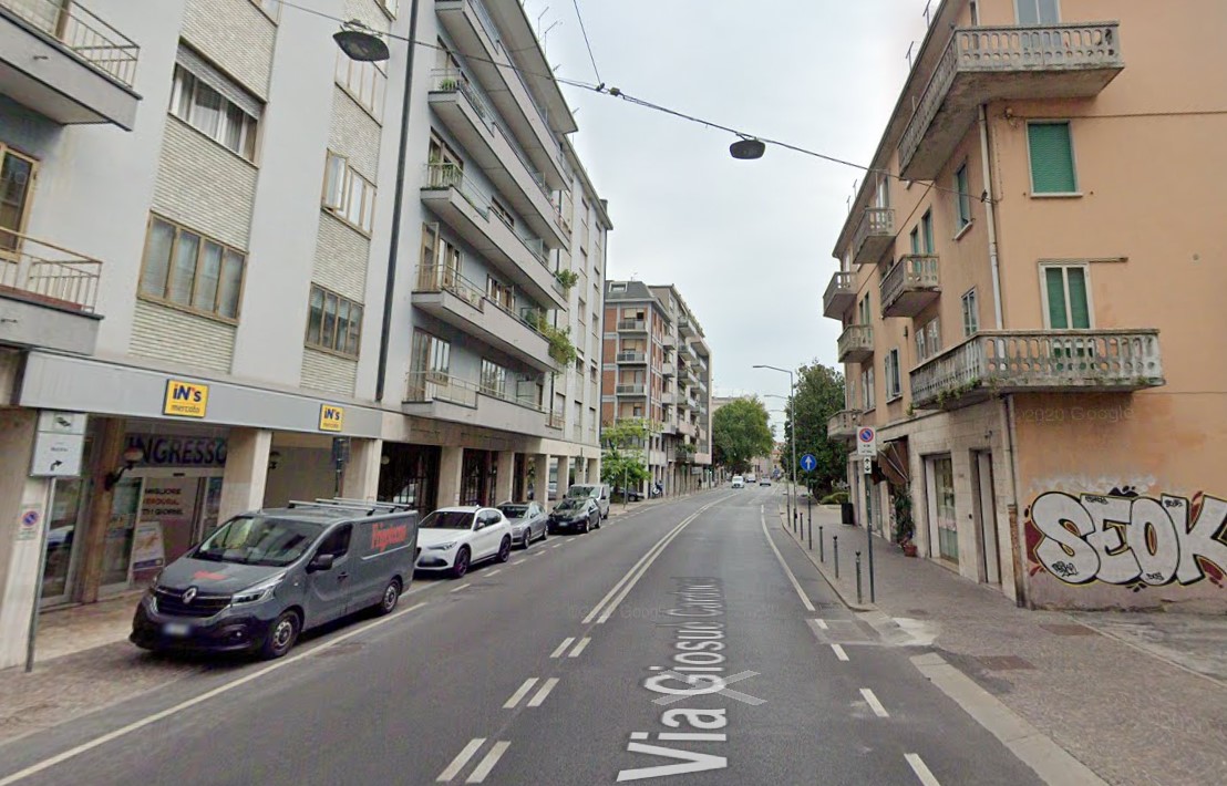 Ladro ubriaco senza mascherina fa la scorta di alcol ma non vuole pagare