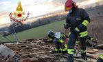 Incendio mansarda a Fossò, brucia anche il tetto: Vigili del fuoco sul posto - FOTO