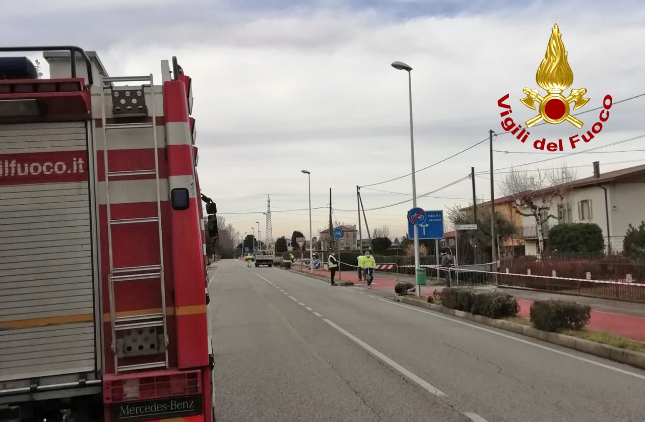 “Caccia” alla fuga di gas a Pianiga: chiusa la pista ciclabile