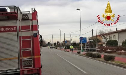 "Caccia" alla fuga di gas a Pianiga: chiusa la pista ciclabile