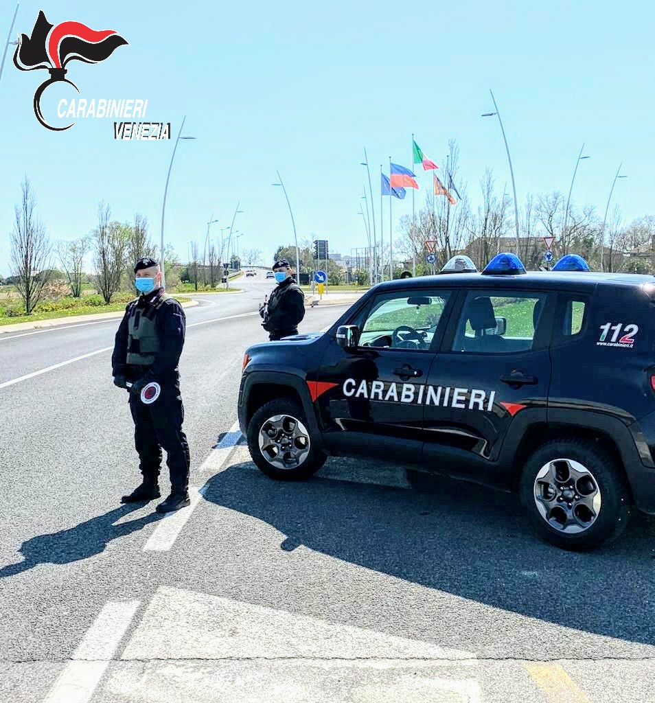 Denunciato dai minorenni, pusher li minaccia sui social