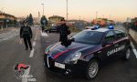 24enne guidava senza aver conseguito la patente, in auto aveva uno storditore elettrico