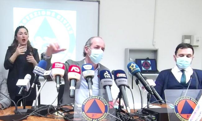 Covid, Zaia: “Repentino crollo ricoveri, ma non c’entra con restrizioni. Zona ancora gialla”
