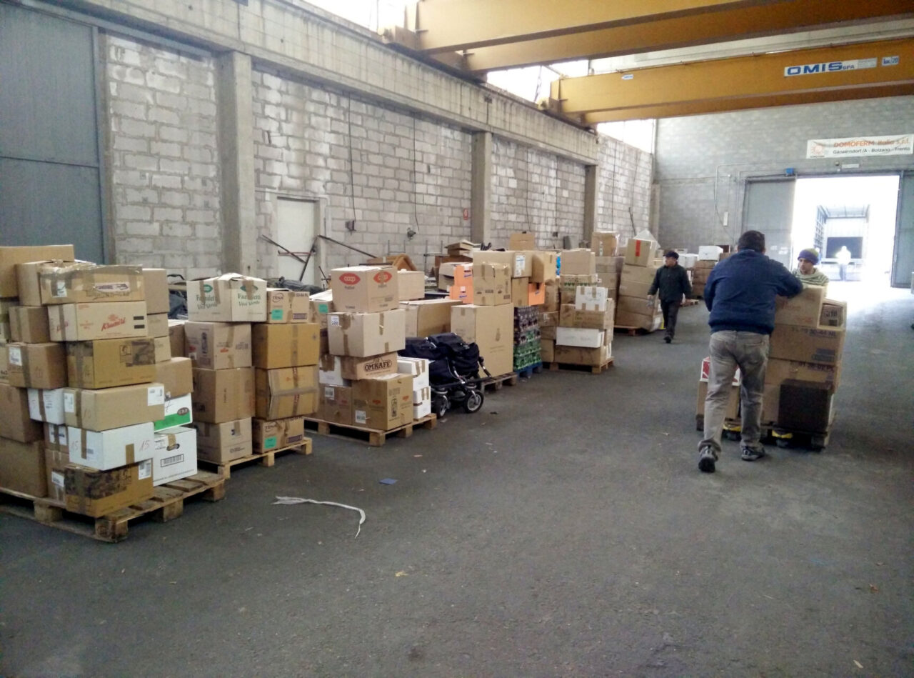 Emergenza Covid, Polizia locale in campo per aiutare le famiglie in difficoltà