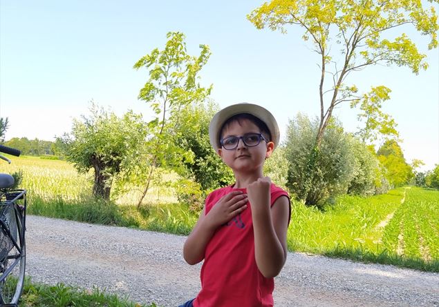 Tifiamo tutti per Ale! L’iniziativa via WhatsApp per rallegrare il bimbo che lotta contro il cancro
