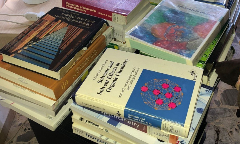 I libri non bastavano mai, ecco come agiva il predatore delle biblioteche