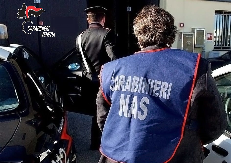 Mestre centro, cibo non tracciato e scarsa igiene in esercizi commerciali etnici: multe per 55mila euro