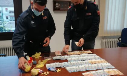 Nascondevano la cocaina nelle confezioni delle caramelle, beccata la banda degli albanesi