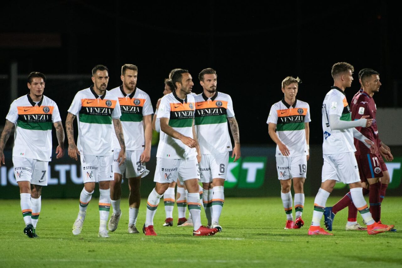 Finale playoff Serie B tra Venezia e Cittadella, la “beffa” del fischio d’inizio anticipato e i “leoni” convocati