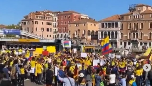 Sangue e proteste in Colombia, la comunità residente a Venezia in piazza per sensibilizzare