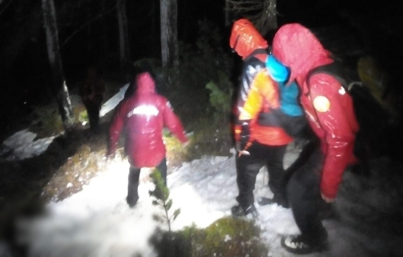 Le fotografie dei soccorsi prestati ai due 21enni di Pianiga sul Monte Alto di Pelsa
