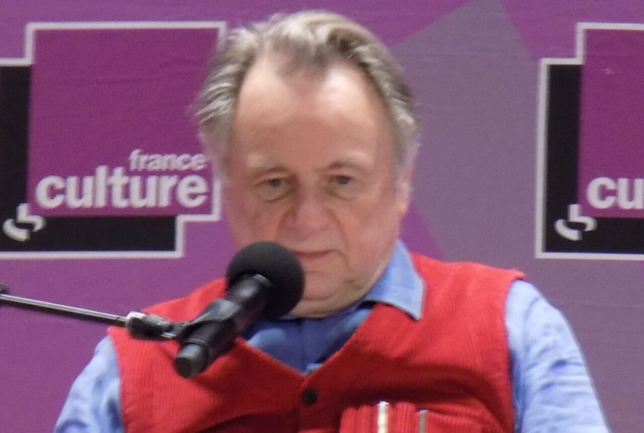 Intellettuale francese “distrugge” Venezia in un libro: “E’ una città giocattolo, andate a Napoli”