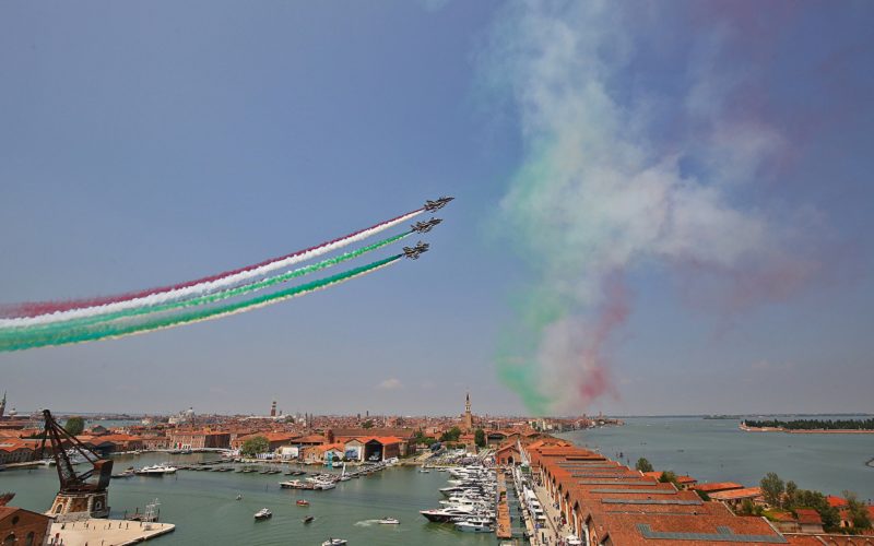 Sabato il sorvolo delle Frecce tricolori per l’apertura del Salone Nautico 2021