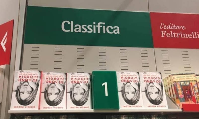 Giorgia Meloni a testa ingiù, Ca’ Foscari si dissocia dal post del docente