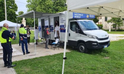 Un cittadino vaccinato ogni cinque minuti... in camper