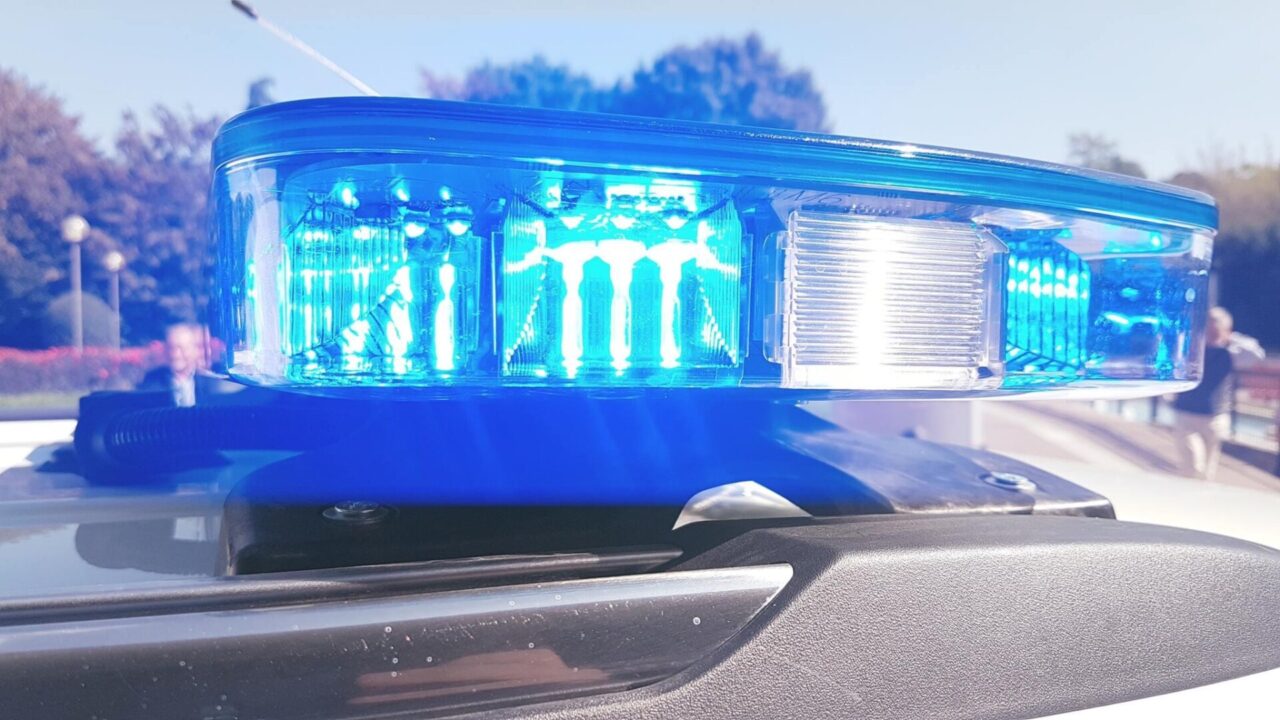 Tragedia a Cavanella d’Adige, schianto contro un’auto: morto giovane centauro