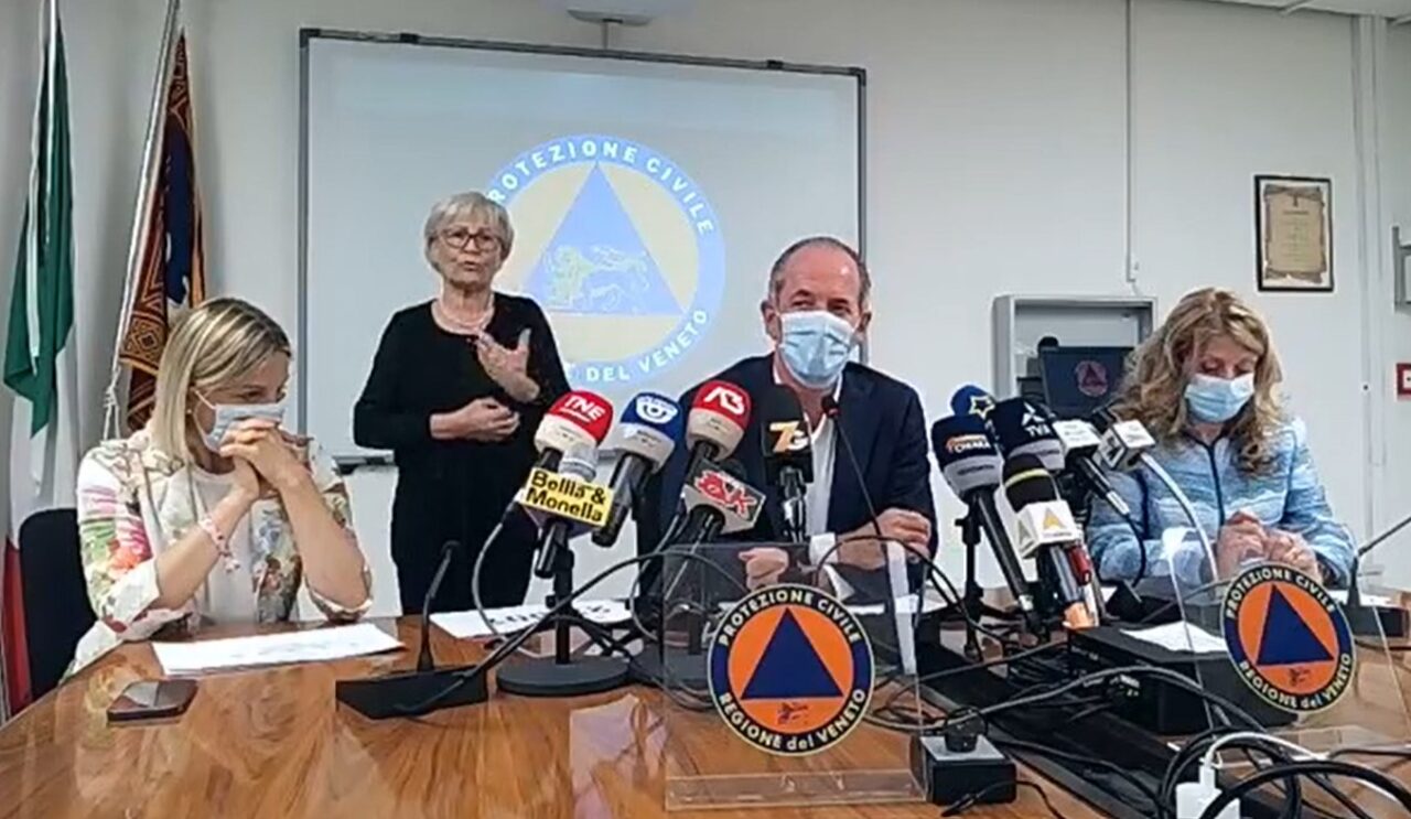 Covid, Zaia: “A fine settembre terza dose agli immunodepressi. Ma lo Stato si dimentica degli anziani”