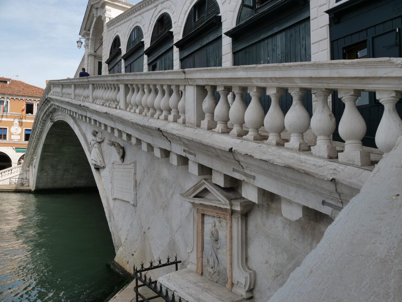 Ponte di Rialto completamente restaurato, le immagini delle celebrazioni