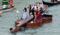 Il video del “Violino di Noè” sul Canal Grande, omaggio alla rinascita post pandemica