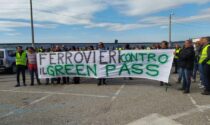 Asse sindacati di base e No Vax: Ugl Ferrovieri contro il Green pass