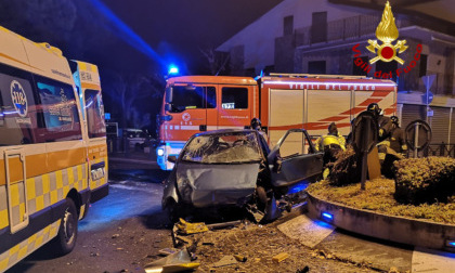 La tragedia dopo l'incidente a Cavallino: morta la conducente