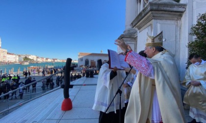 Madonna della Salute, i veneziani rinnovano il voto per la fine della peste del 1630