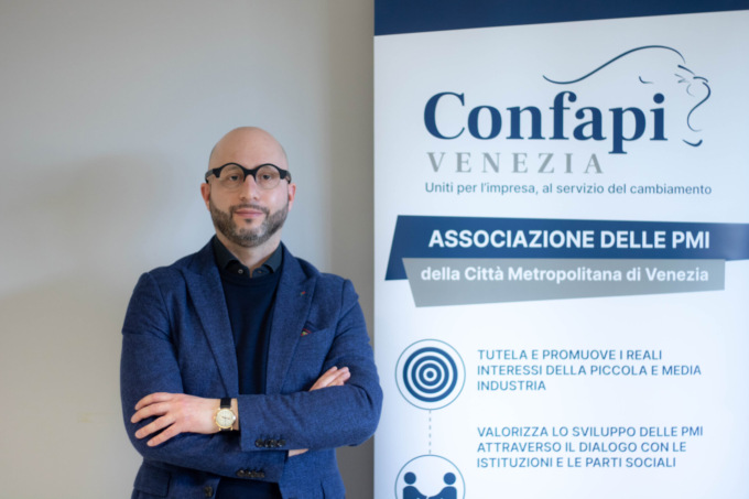 Apindustria Servizi forma e inserisce tre nuovi saldo-carpentieri nell’azienda Tecnostrutture