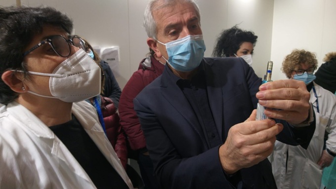 Al via negli HUB dell’Ulss 3 la vaccinazione anti Covid con la “siringa senz’ago”