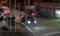 Il tremendo video della rapina in strada: preso a bastonate senza pietà dagli "Albanesi"