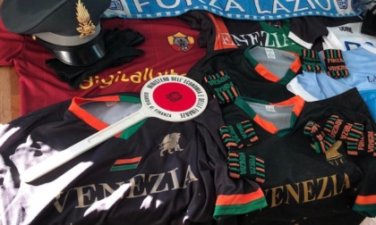 Magliette, polsini e sciarpe: beccato merchandising tarocco del Venezia Calcio