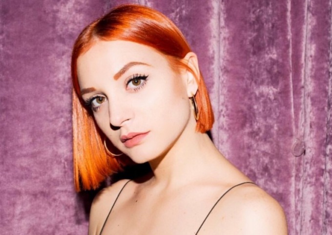 E’ la chioggiotta Giulia Boscolo la “vincitrice” di Sanremo: sua la straordinaria interpretazione di Raffaella Carrà