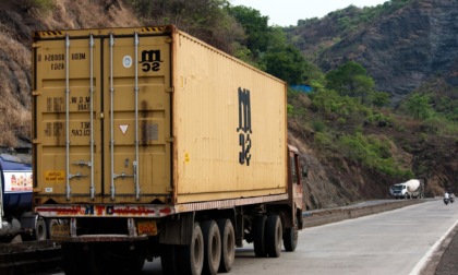 Clandestini minorenni nascosti nel rimorchio di un tir proveniente dalla Romania