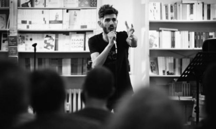 Sabato 9 aprile al Teatrino Groggia per il cartellone “A pesca di sogni” appuntamento con la poesia