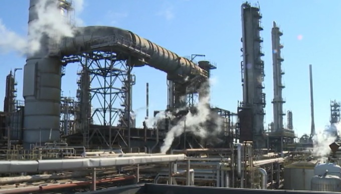 Stop al cracking a Porto Marghera ma i sindacati non ci stanno: annunciato sciopero lunedì
