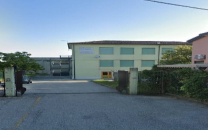 Cade l’intonaco del soffitto: chiusa la scuola dell’infanzia Andersen