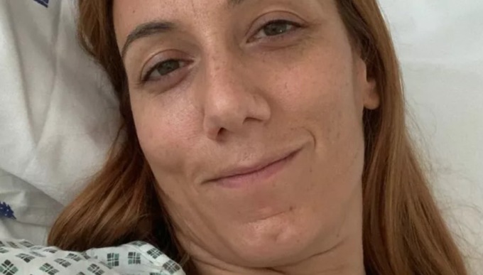 La storia di Silvia, mamma single di tre figli malata di cancro: “A 41 anni non posso lavorare, mi serve una mano”