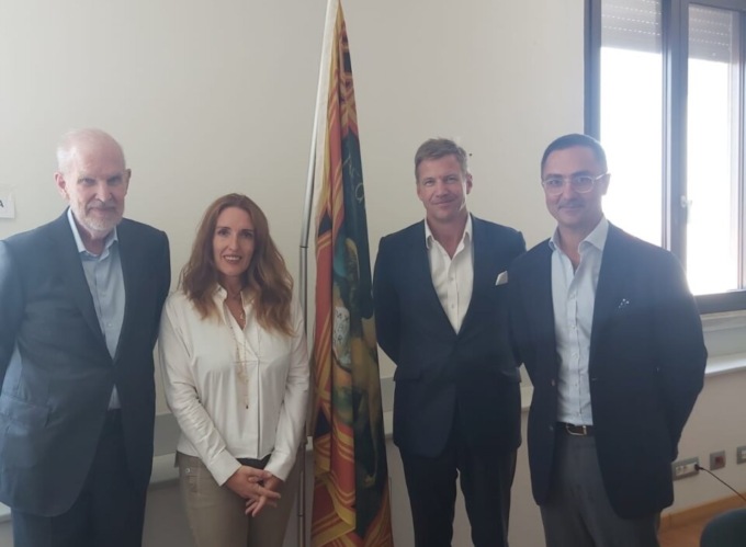 Vertici di Niche Fusina Rolled Products S.r.l. incontrano Donazzan e unità di crisi aziendali regionale