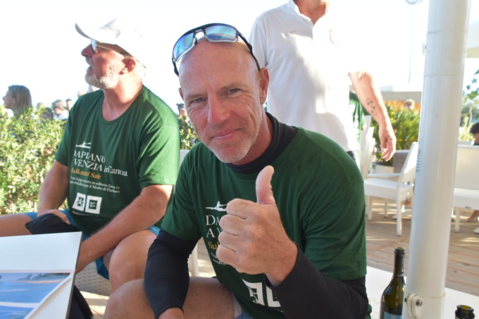 100 chilometri in canoa dalla Slovenia a Venezia: l’impresa di Gian Luca Scarpa, malato di Parkinson da due anni