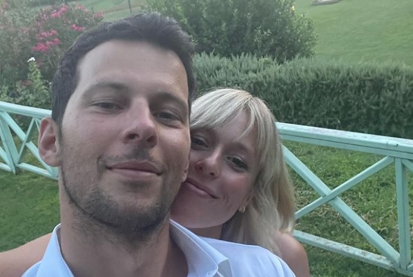 Federica Pellegrini e Matteo Giunta: poche ore al “sì” più atteso e blindato dell’anno