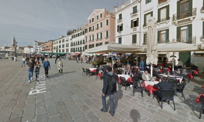 Lupin in azione a Venezia: rubato un prezioso Rolex d'oro, 50mila euro e assegni